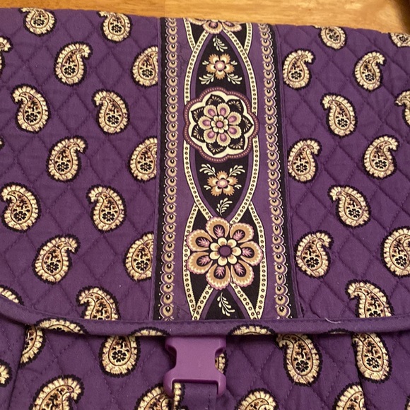 Vera Bradley messenger bag purple paisley design very nice lots of pockets nice - Picture 4 of 16